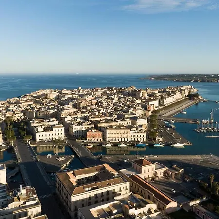 Santa Maria Sul Mare * Syrakusa