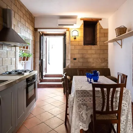 Santa Maria Sul Mare Syracuse